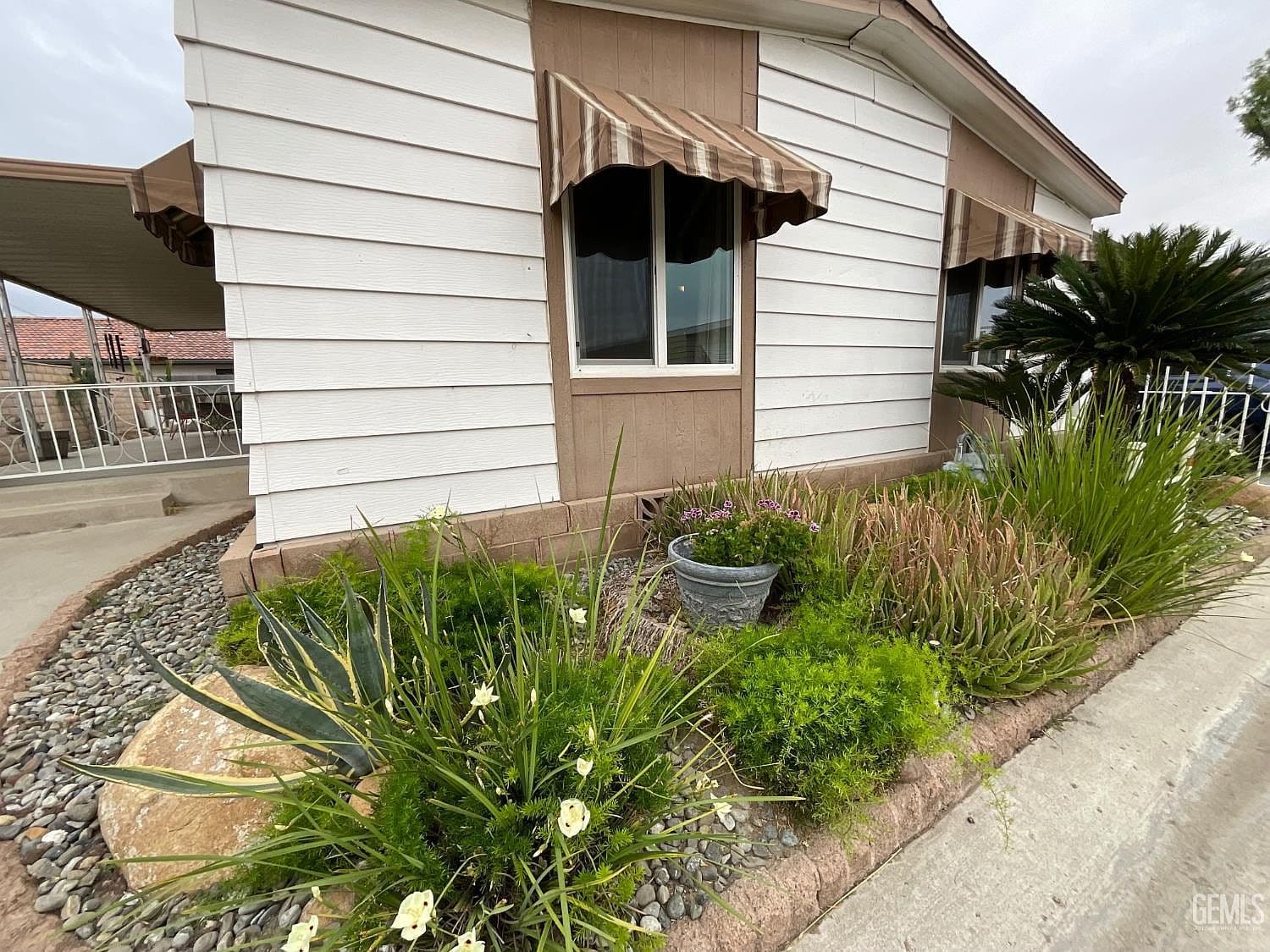 House at 6000 E Brundage Ln Space 54
